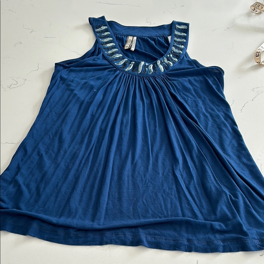 Kische Women’s Navy Blue Tank Top – Size Medium – Studded Neckline & Flowy Fit